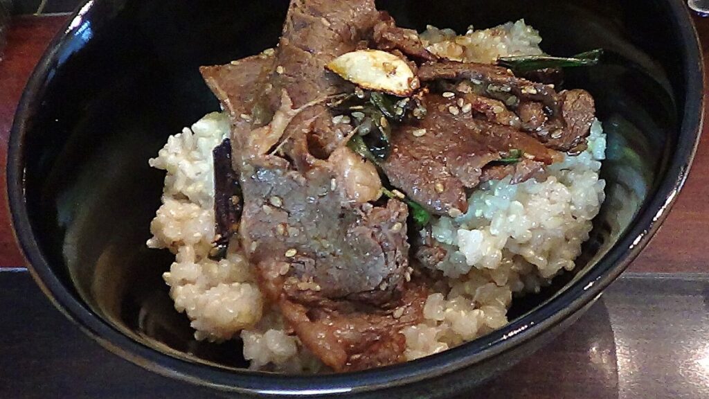 Thinly Sliced Bulgogi Recipe: Rice bowl